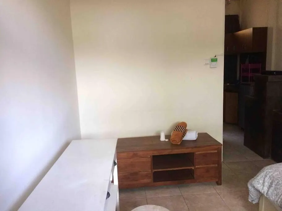 Simple Apartment 2 세미냑 인도네시아
